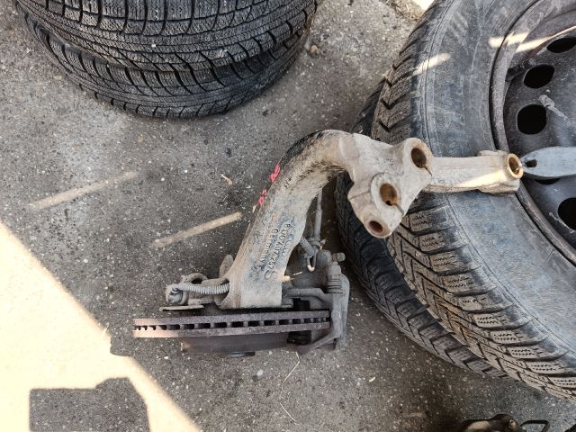 bontott VW PASSAT B5 Bal első Csonkállvány Kerékaggyal