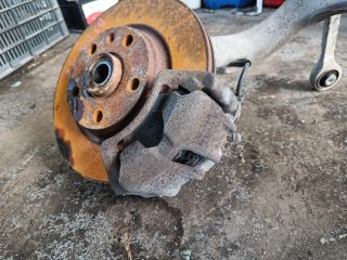 bontott VW PASSAT B5 Bal első Csonkállvány Kerékaggyal