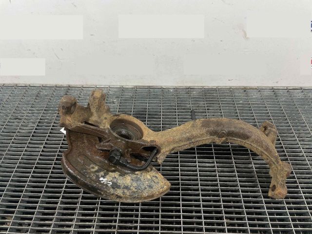 bontott VW PASSAT B5 Bal első Csonkállvány