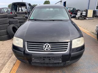 bontott VW PASSAT B5 Bal első Féknyereg Munkahengerrel