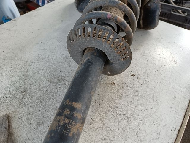 bontott VW PASSAT B5 Bal első Gólyaláb (Lengécsillapító, Rugó)