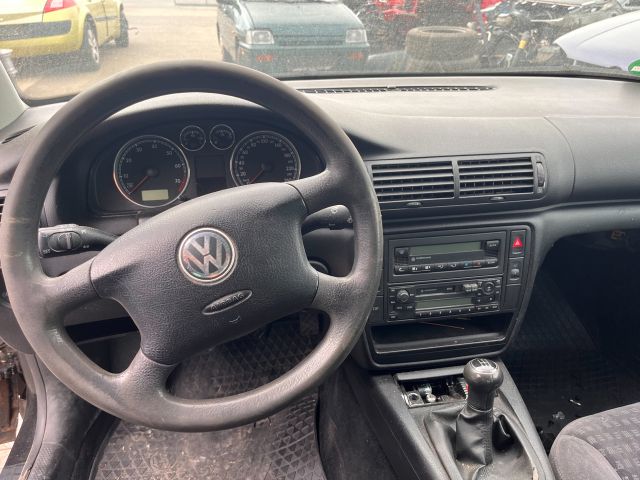 bontott VW PASSAT B5 Bal első Gólyaláb (Lengécsillapító, Rugó)