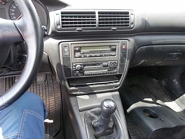 bontott VW PASSAT B5 Bal első Rugó