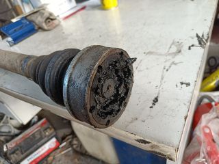 bontott VW PASSAT B5 Bal Féltengely