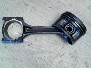 bontott VW PASSAT B5 Dugattyú és Hajtókar