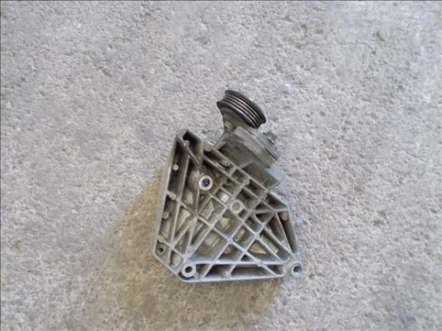 bontott VW PASSAT B5 Generátor Tartó Bak