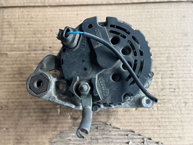 bontott VW PASSAT B5 Generátor