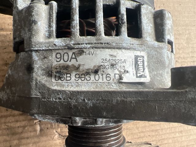 bontott VW PASSAT B5 Generátor