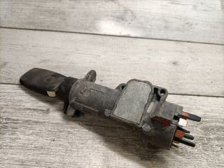 bontott VW PASSAT B5 Gyújtáskapcsoló