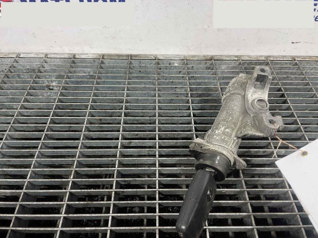 bontott VW PASSAT B5 Gyújtáskapcsoló