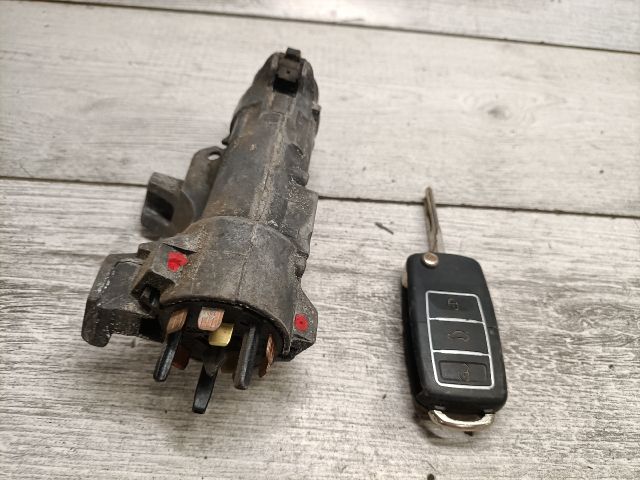 bontott VW PASSAT B5 Gyújtáskapcsoló