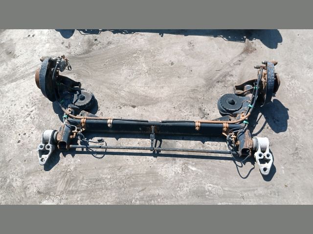 bontott VW PASSAT B5 Hátsó Híd (Tárcsafékes)