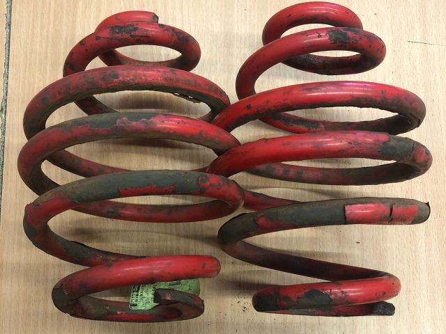 bontott VW PASSAT B5 Hátsó Rugó Pár