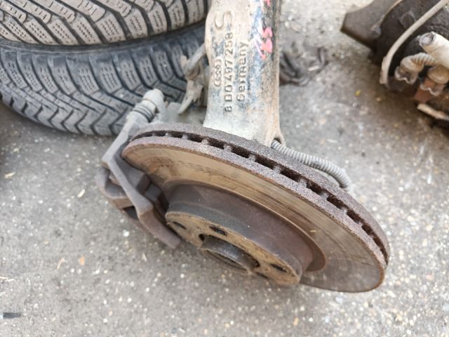 bontott VW PASSAT B5 Jobb első Csonkállvány Kerékaggyal