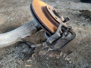 bontott VW PASSAT B5 Jobb első Csonkállvány Kerékaggyal