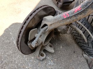 bontott VW PASSAT B5 Jobb első Csonkállvány Kerékaggyal