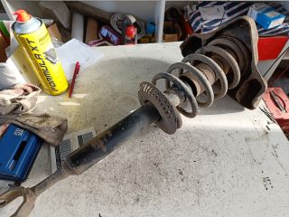 bontott VW PASSAT B5 Jobb első Gólyaláb (Lengécsillapító, Rugó)