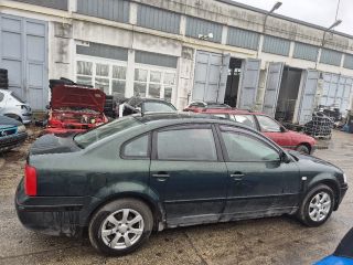 bontott VW PASSAT B5 Jobb első Gólyaláb (Lengécsillapító, Rugó)