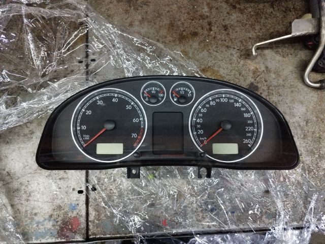 bontott VW PASSAT B5 Kilométeróra