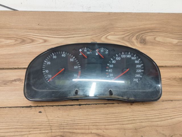 bontott VW PASSAT B5 Kilométeróra