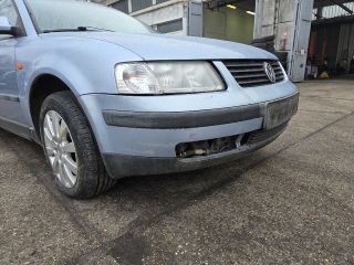bontott VW PASSAT B5 Komplett Homlokfal (Részeivel)