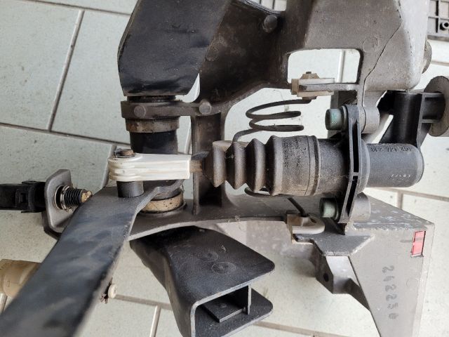 bontott VW PASSAT B5 Kuplung Munkahenger