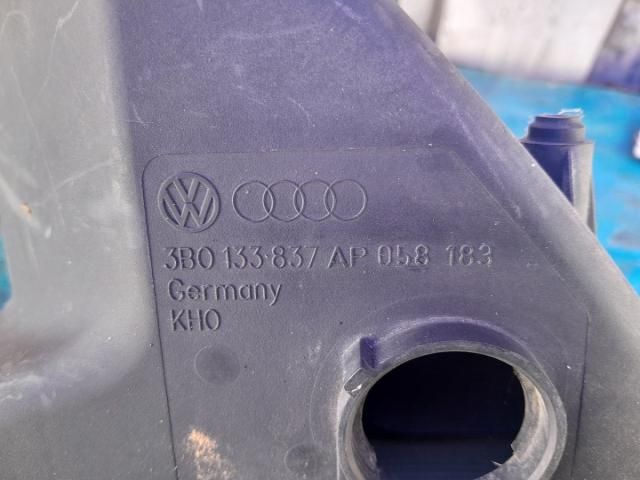 bontott VW PASSAT B5 Légszűrő Ház