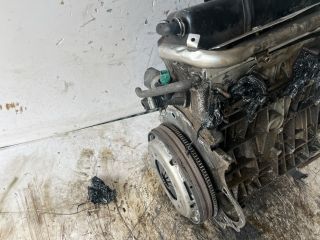 bontott VW PASSAT B5 Motor (Fűzött blokk hengerfejjel)