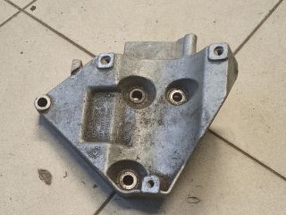 bontott VW PASSAT B5 Motor Tartó Bak (Pozíciófüggetlen)