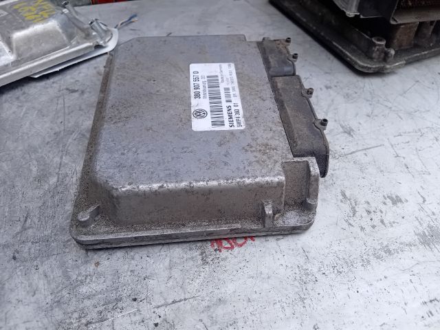 bontott VW PASSAT B5 Motorvezérlő