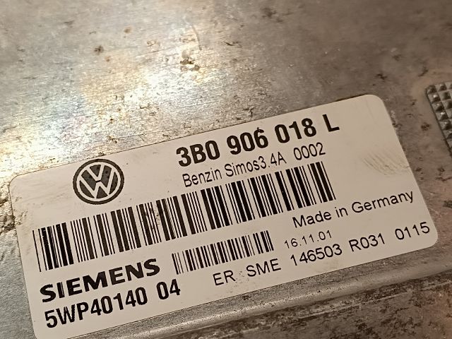 bontott VW PASSAT B5 Motorvezérlő
