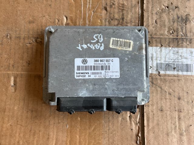 bontott VW PASSAT B5 Motorvezérlő