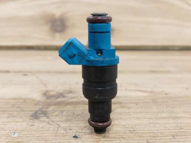 bontott VW PASSAT B5 Porlasztó (1 db)