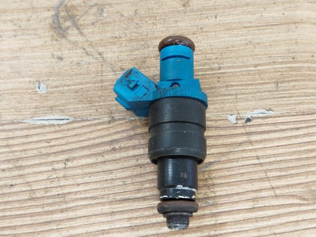 bontott VW PASSAT B5 Porlasztó (1 db)