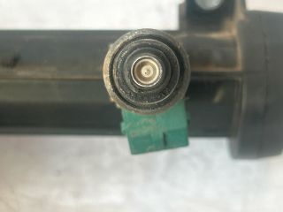 bontott VW PASSAT B5 Porlasztó Sor / Híd