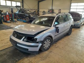 bontott VW PASSAT B5 Porlasztó Sor / Híd