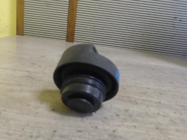 bontott VW PASSAT B5 Tanksapka