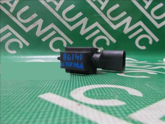 bontott VW PASSAT B5 Turbó Vákum Szelep