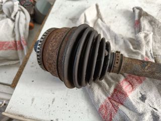 bontott VW PASSAT B5 Bal Féltengely