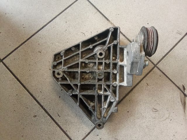 bontott VW PASSAT B5 Generátor Tartó Bak