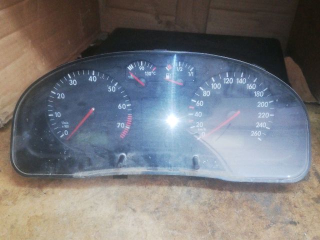 bontott VW PASSAT B5 Kilométeróra