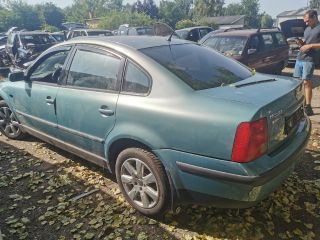 bontott VW PASSAT B5 Komplett Homlokfal (Részeivel)