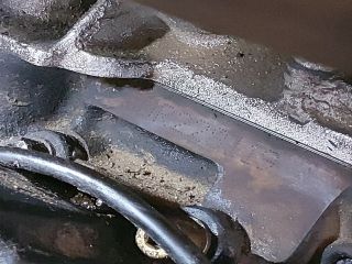 bontott VW PASSAT B5 Motor (Fűzött blokk hengerfejjel)