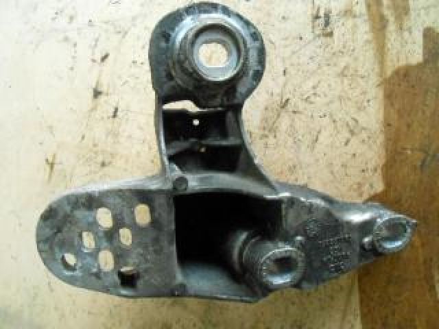 bontott VW PASSAT B5 Motor Tartó Bak (Fém)