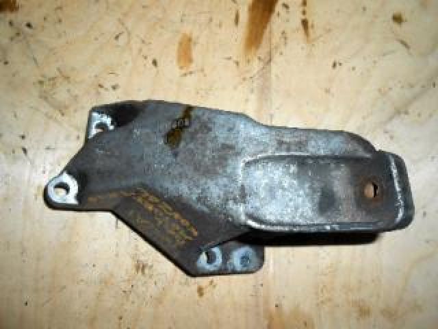 bontott VW PASSAT B5 Motor Tartó Bak (Fém)