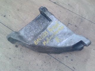 bontott VW PASSAT B5 Motor Tartó Bak (Fém)