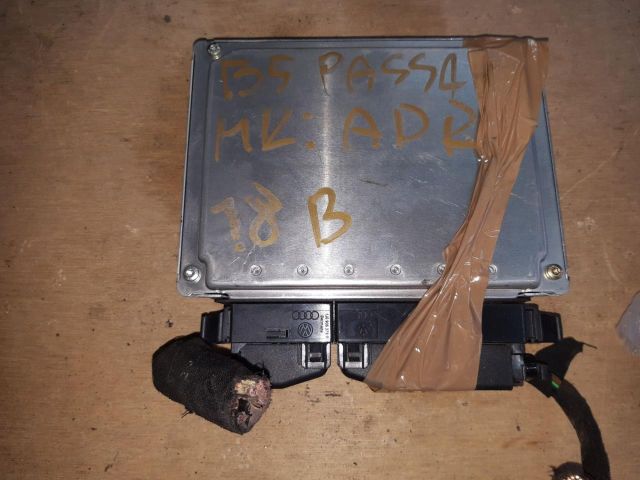 bontott VW PASSAT B5 Motorvezérlő