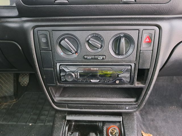 bontott VW PASSAT B5 Porlasztó Sor / Híd