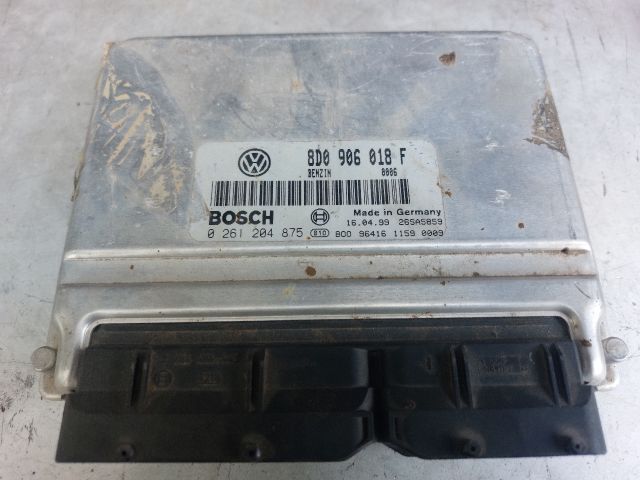 bontott VW PASSAT B5 Motorvezérlő
