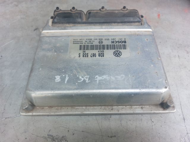 bontott VW PASSAT B5 Motorvezérlő